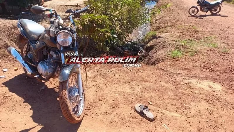 Foto 1 da matéria: Criança fratura perna em acidente envolvendo duas motos em Rolim de Moura