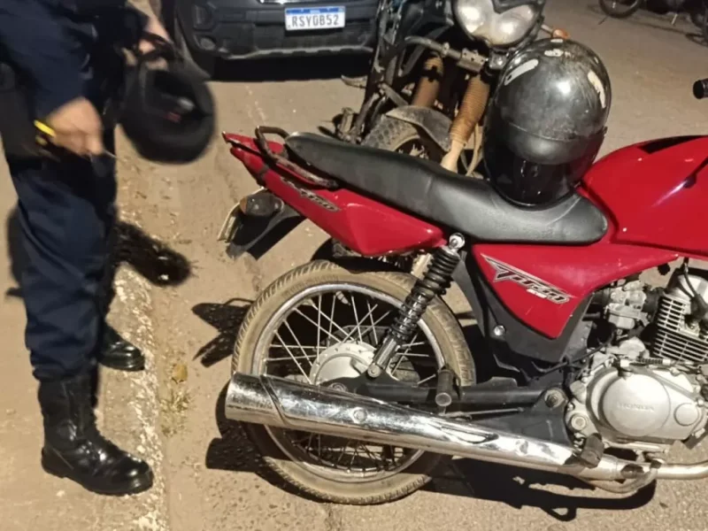 Santa Luzia D’Oeste: Motociclista é conduzido e tem moto apreendida após ser flagrado praticando direção perigosa.