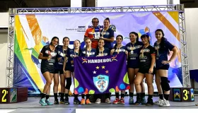 Colégio Clarice Lispector conquista títulos masculino e feminino no JOER...
