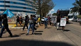 Greve da educação em Rondônia chega ao fim após acordo histórico entre...