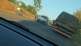 Motociclista morre em colisão com ônibus escolar na RO-010, próximo a...