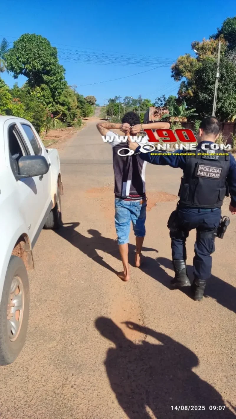 Polícia prende dupla armada com facas após roubo a residência em Alta Floresta do Oeste