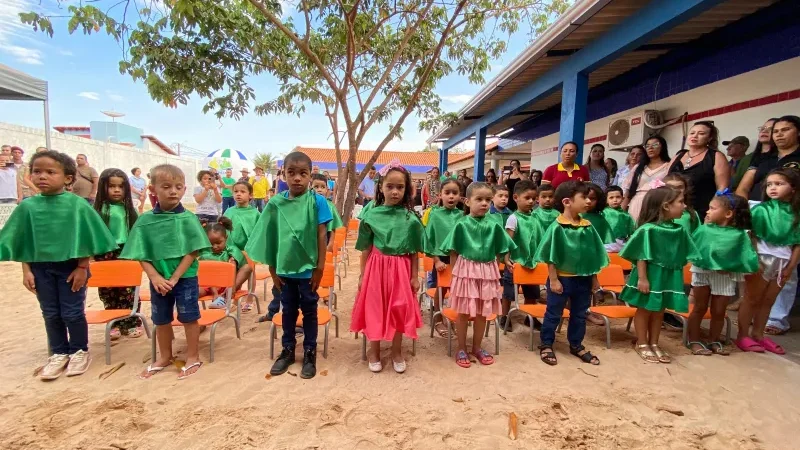 Foto 2 da matéria: Prefeitura de Rolim de Moura entrega novas salas de aula na escola Neusa Santos de Oliveira