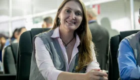 Deputada Gislaine Lebrinha libera R$ 2 milhões para asfaltamento no Vale do...