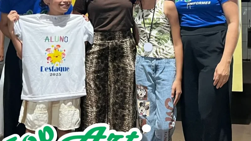 Foto 7 da matéria: Escola Maria Comandolli Lira realiza projeto “Aluno Destaque 2025” em parceria com a Top Art Uniformes