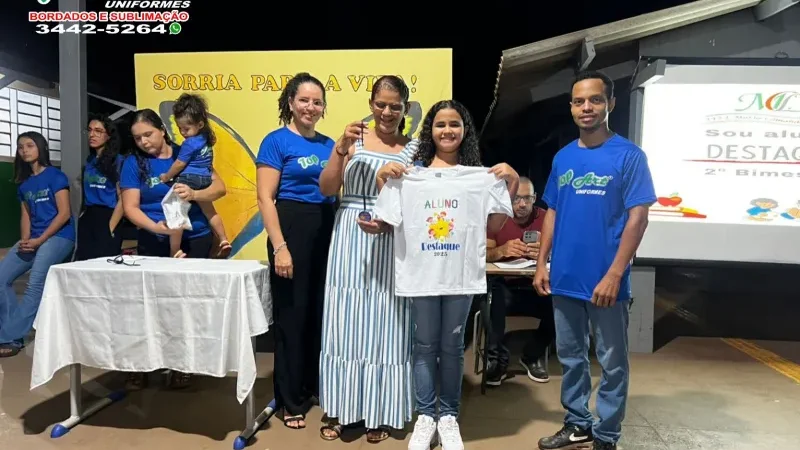 Foto 6 da matéria: Escola Maria Comandolli Lira realiza projeto “Aluno Destaque 2025” em parceria com a Top Art Uniformes