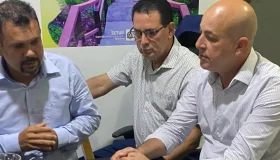 Prefeito Aldo Júlio agradece ao deputado estadual Ismael Crispim pela...
