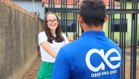 Programa Vem Com a Gente leva atendimento porta a porta e facilita acesso a...