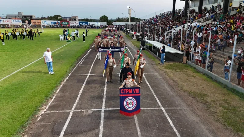 Foto 1 da matéria: Rolim de Moura celebra a Independência do Brasil com desfile cívico: ‘Unidos pela liberdade, construímos juntos um futuro de paz, união e prosperidade’
