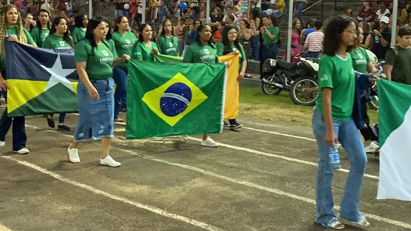 Foto 13 da matéria: Rolim de Moura celebra a Independência do Brasil com desfile cívico: ‘Unidos pela liberdade, construímos juntos um futuro de paz, união e prosperidade’
