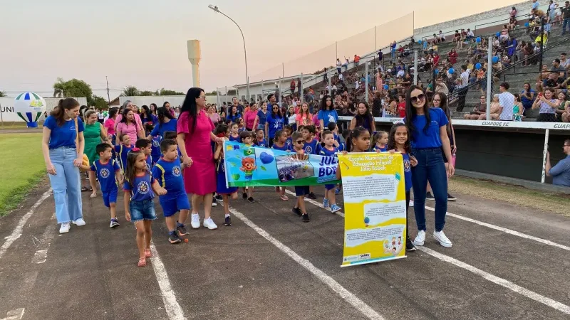 Foto 10 da matéria: Rolim de Moura celebra a Independência do Brasil com desfile cívico: ‘Unidos pela liberdade, construímos juntos um futuro de paz, união e prosperidade’