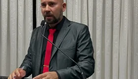 Vereador Investigador Edinho requer afixação de placa com o número do...