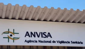 Anvisa suspende venda de cosméticos capilares e produtos com ozônio
