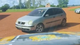 Criminoso arrasta policial rodoviário, foge após perseguição em Porto...