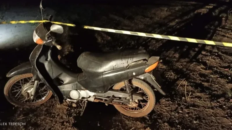 Foto 1 da matéria: Identificado homem morto a tiros no Bairro Jardim Tropical, em Rolim de Moura