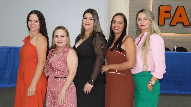 Foto 71 da matéria: Prefeito Aldo Júlio participa de cerimônia de premiação do SAERO 2024 e destaca conquistas da educação de Rolim de Moura