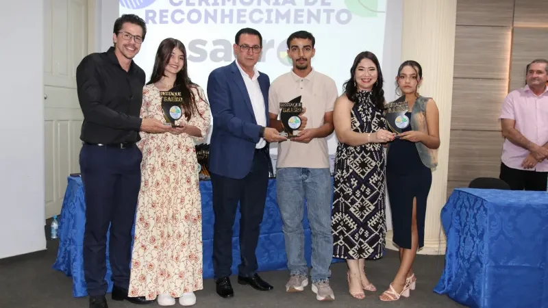 Foto 36 da matéria: Prefeito Aldo Júlio participa de cerimônia de premiação do SAERO 2024 e destaca conquistas da educação de Rolim de Moura