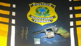 PRF prende homem armado e com droga durante fiscalização na BR-174 em Vilhena