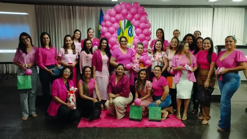 Foto 9 da matéria: Rolim de Moura - Janete Lins, através da Procuradoria do Mulher promove evento em alusão ao Outubro Rosa para as servidoras da Câmara