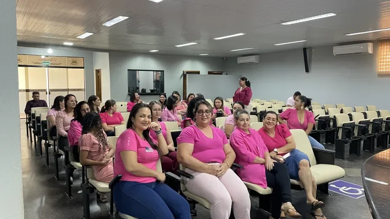 Foto 4 da matéria: Rolim de Moura - Janete Lins, através da Procuradoria do Mulher promove evento em alusão ao Outubro Rosa para as servidoras da Câmara