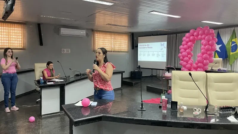 Foto 6 da matéria: Rolim de Moura - Janete Lins, através da Procuradoria do Mulher promove evento em alusão ao Outubro Rosa para as servidoras da Câmara