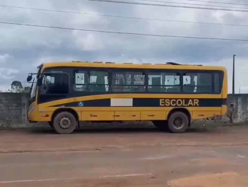 Alunos do interior quase perdem prova do Enem após ônibus ser barrado pela PRF a caminho de Porto Velho