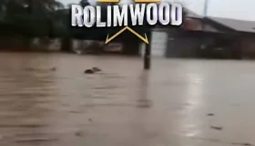 Chuva torrencial deixa vários pontos alagados em Rolim de Moura neste domingo...