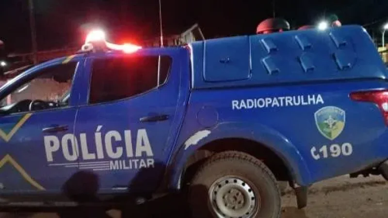 Homem agride o próprio pai, faz ameaças e foge com televisão em Porto Velho