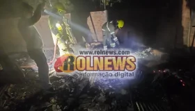 Incêndio em residência deixa duas crianças mortas em Rolim de Moura