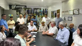 Prefeito Aldo Júlio recebe senador Confúcio Moura, apresenta novas demandas e...