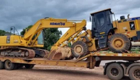 Forças de segurança recuperam máquinas de terraplanagem desviadas de Goiás...