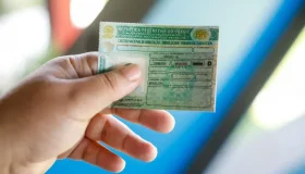 Contran aprova resolução que extingue obrigatoriedade de aulas em autoescolas...