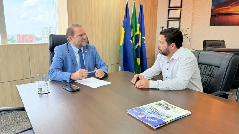 O vereador reeleito Deivid Ronier Pauli, conhecido como professor Roni, disse que Cirone Deiró é um grande parceiro de São Felipe e que os novos recursos viabilizados por ele vão fazer muita diferença para a população local.