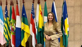 Gislaine Lebrinha participa de encontro nacional na Marcha dos Deputados...