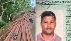 Jaru: Caminhão carregado de madeira tomba na BR-364, e deixa uma vítima fatal