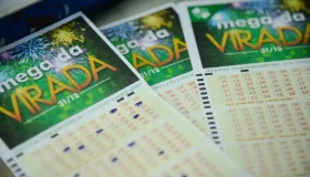Lotéricas ficam cheias em dia de sorteio da Mega da Virada