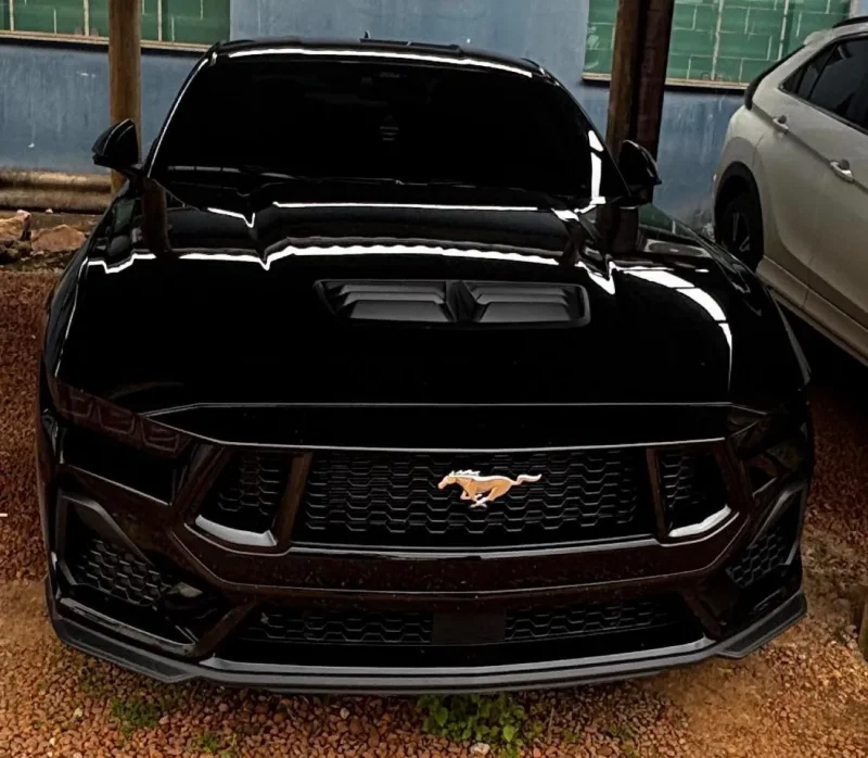 Mustang, casa de luxo e aviões: PF desarticula grupo que usava aeronaves para tráfico interestadual de drogas