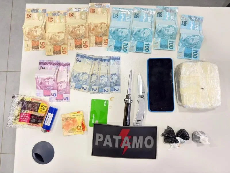 Operação integrada da PM e Polícia Civil desarticula ponto de venda de drogas, em Nova Brasilândia do Oeste
