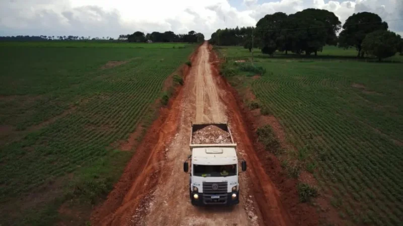 RO-135, na Zona da Mata recebe manutenção do governo de RO em 22 km de extensão