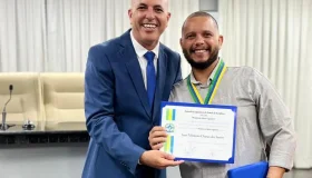 Rolim: Professor da UNIR recebe Medalha de Honra ao Mérito da ALERO por...