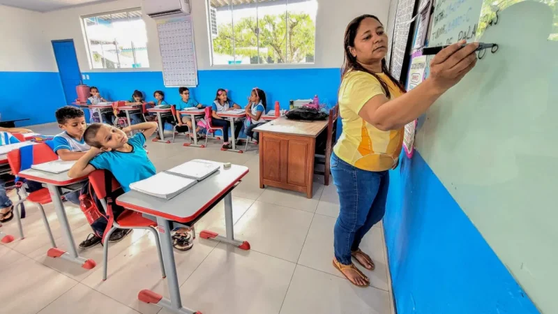 Começam as inscrições para concursos da Educação em Rondônia com mais de 4.300 vagas