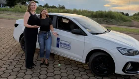 Deputada Gislaine Lebrinha entrega veículo para unidade de saúde do Distrito...