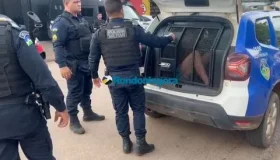 Homem é preso após agredir filho de 7 anos com chineladas no rosto