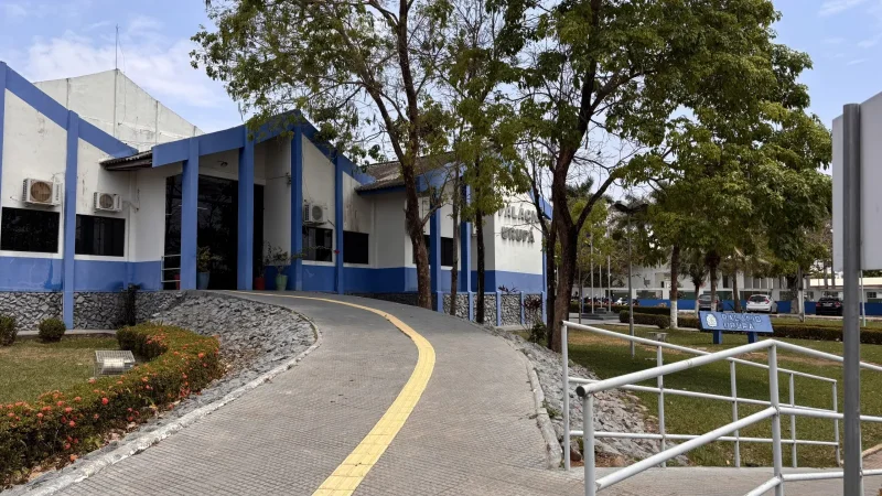 Prefeitura anuncia concurso com quase 300 vagas e salários de até R$ 10 mil em Ji-Paraná