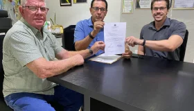 Prefeitura de Rolim de Moura autoriza início de obra para brinquedoteca na...