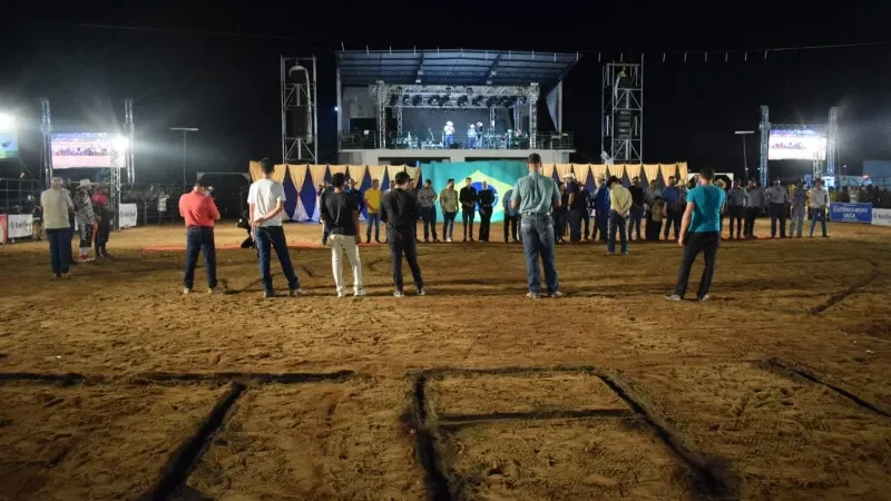 Foto 2 da matéria: Santa Luzia do Oeste confirma Trio Parada Dura, Barões da Pisadinha e Israel e Rodolffo no aniversário do município