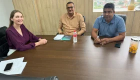 Deputada Gislaine Lebrinha recebe prefeitos e vereadores em agenda na...