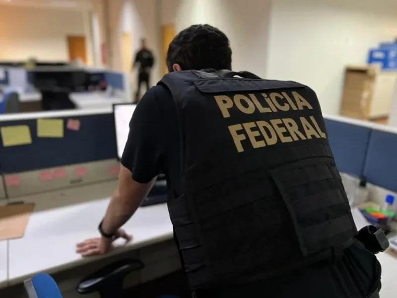PF prende investigado por crimes de abuso infantojuvenil pela internet