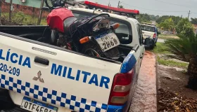 Polícia Militar do Estado de Rondônia recupera moto roubada após acidente...