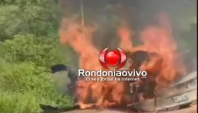 VÍDEO: Grave acidente com vítima fatal na BR-364 entre Itapuã e Candeias;...